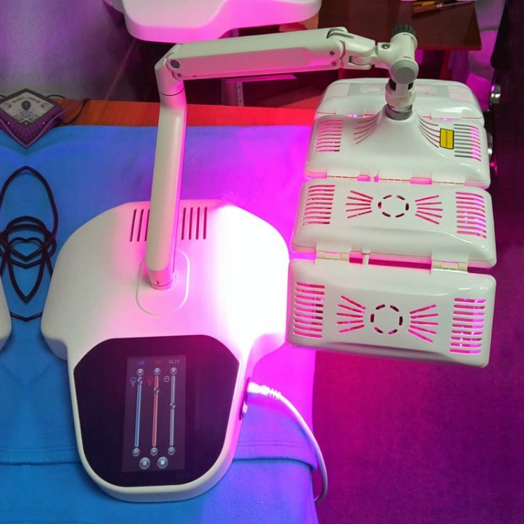 Revixan Duo Light COMBI профессиональный медицинский аппарат для фотодинамической терапии настольный
